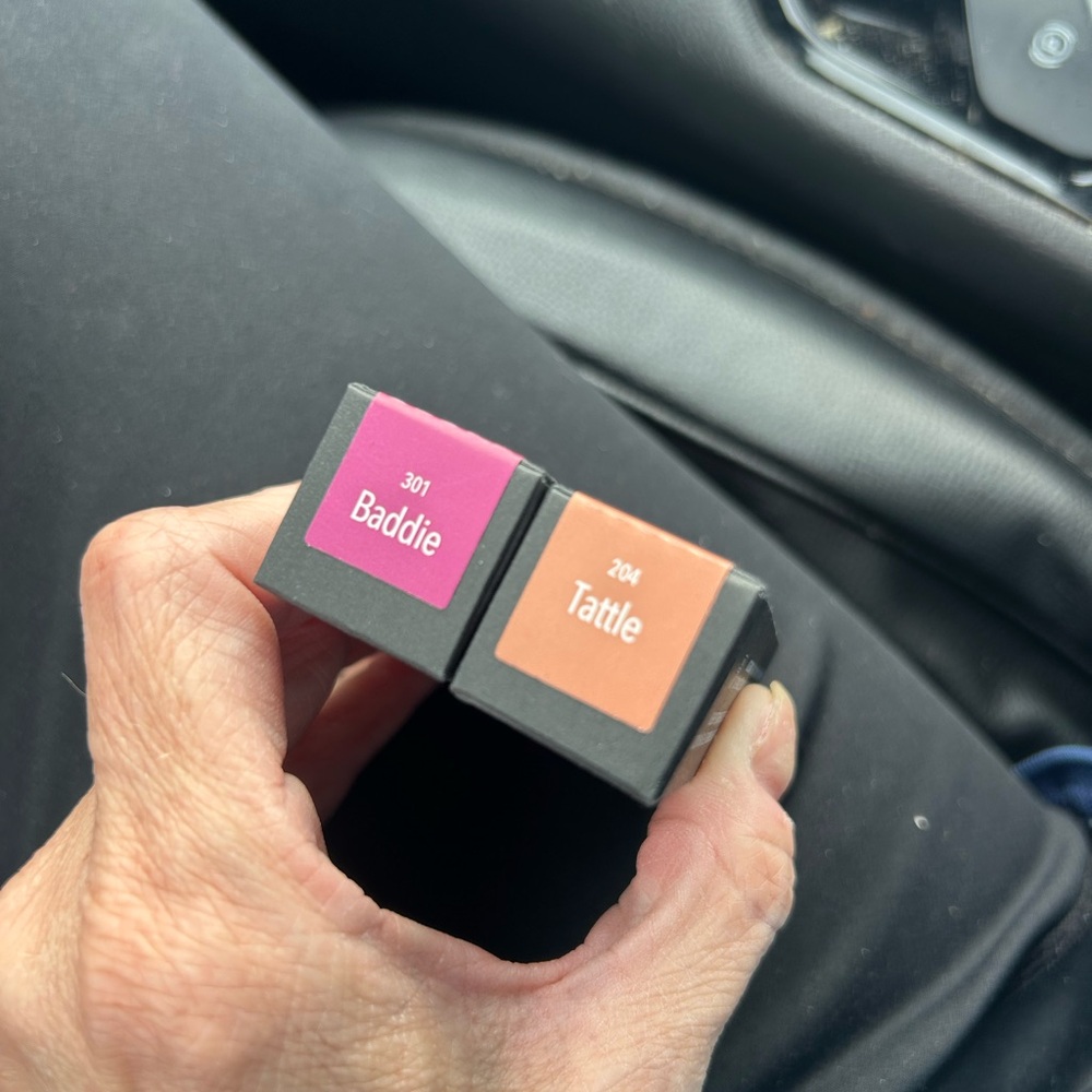 Color Street Baddie  and Tattle Lipstick Set